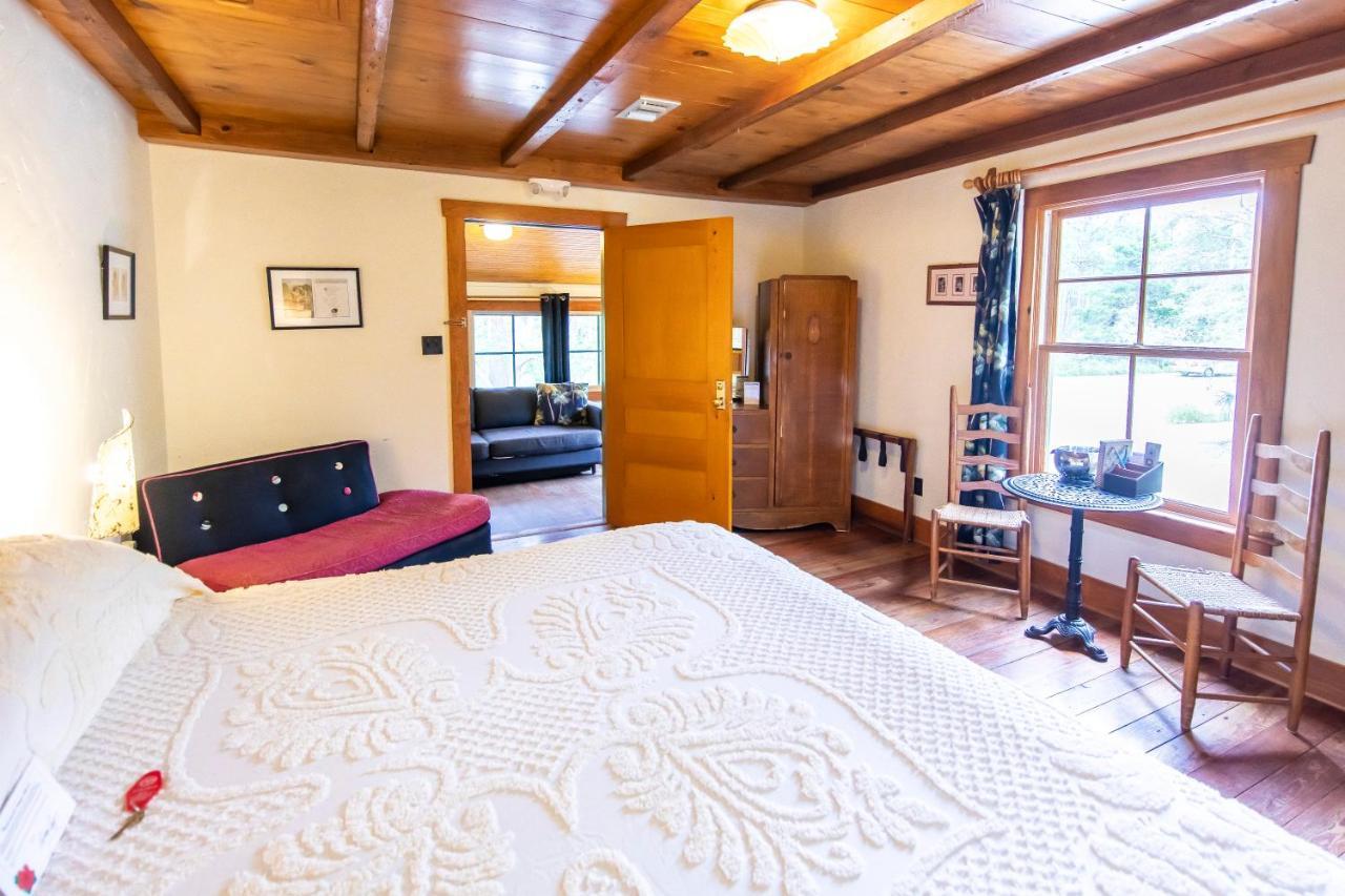 Hibiscus Coffee & Guesthouse Грейтън Бийч Екстериор снимка